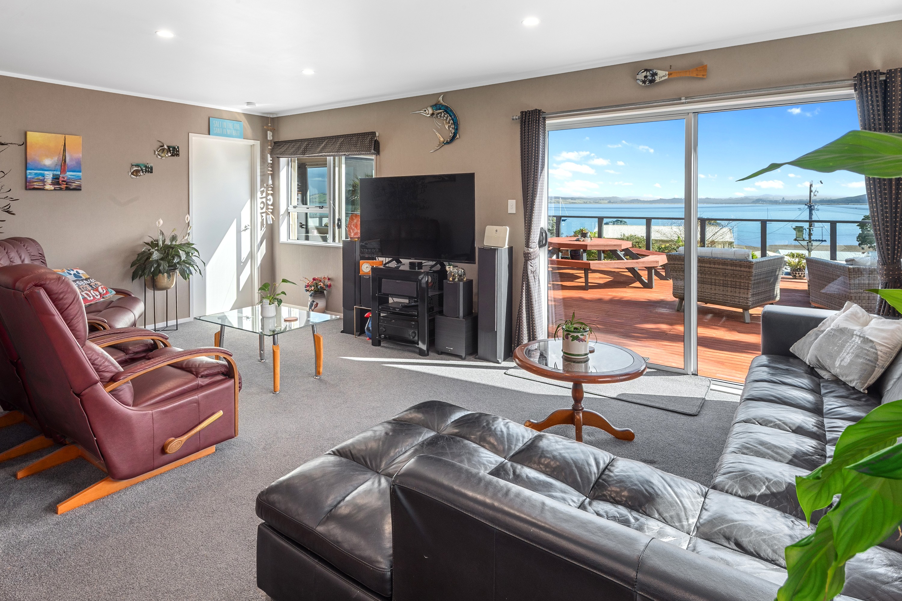 Residential for sale in Whangarei, 477 Whangarei Heads Road, Tamaterau, 160 m²