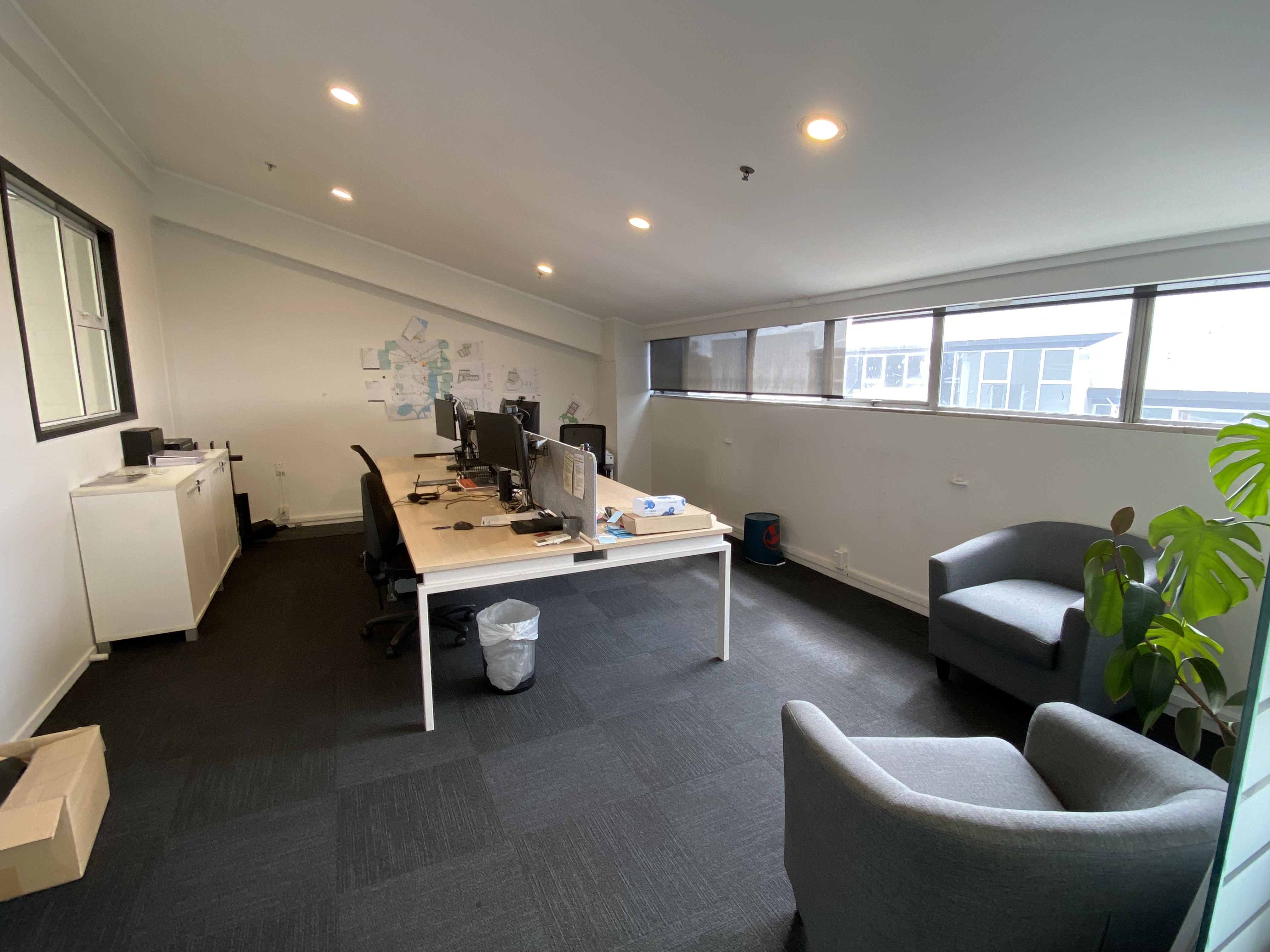 Commercial for rent in Auckland, 71A Patiki Road, Avondale, 1121 m²
