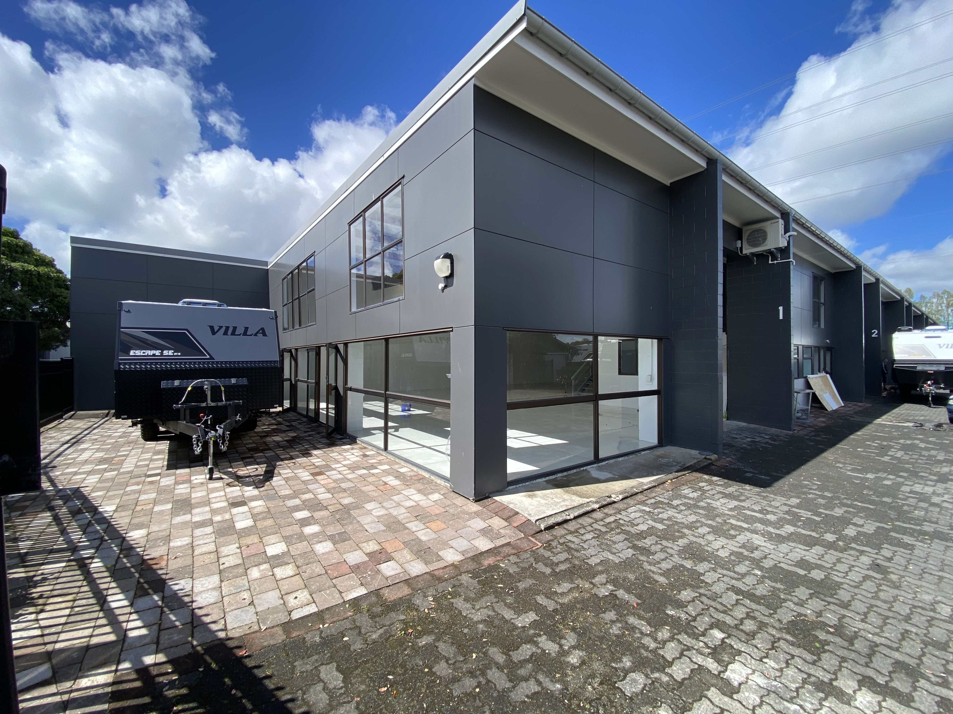 Commercial for rent in Waitakere City, Unit 2/43 The Concourse, Henderson, 221 m²