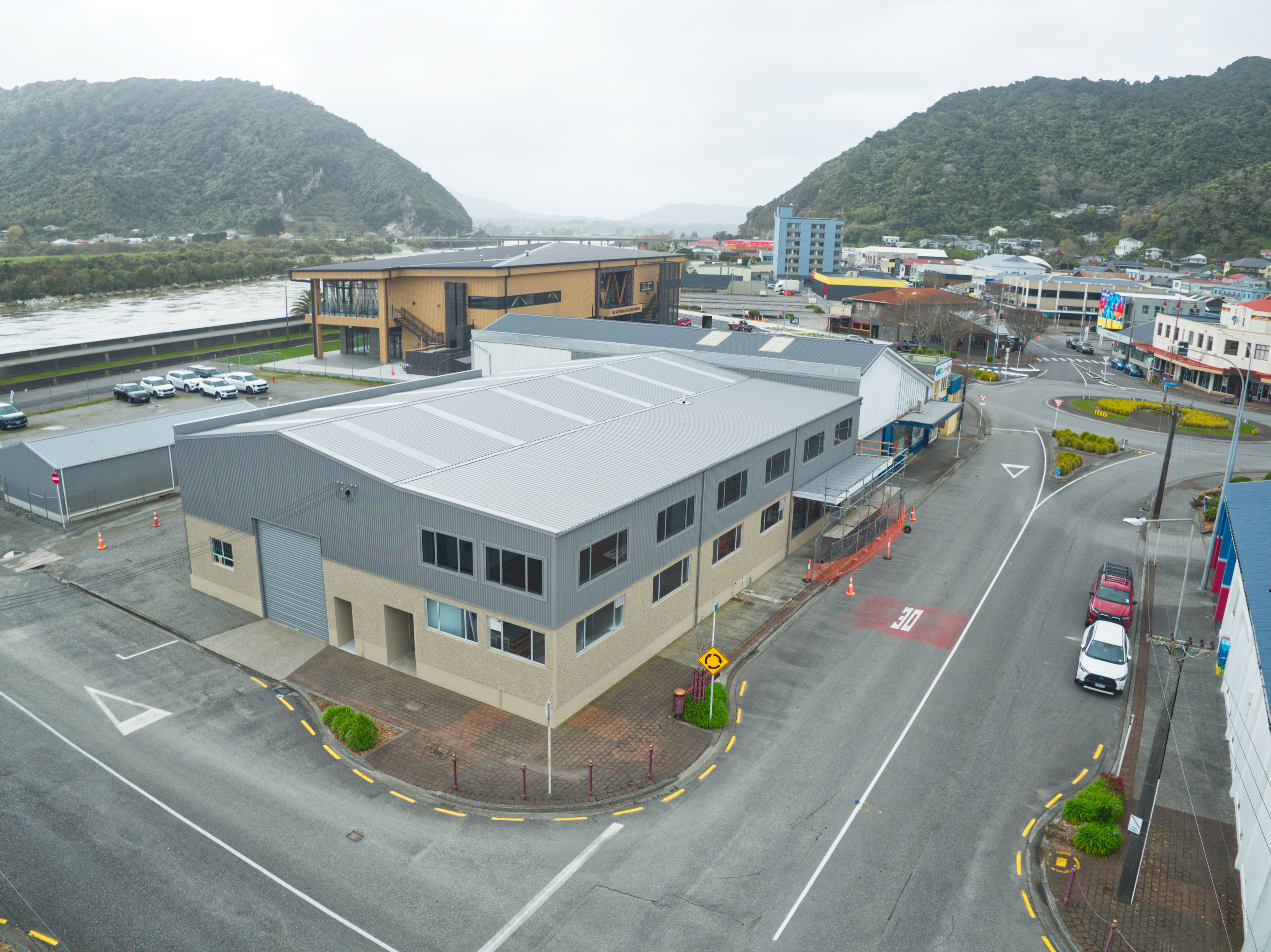 Commercial for rent in Grey, 10 Gresson Street, Greymouth