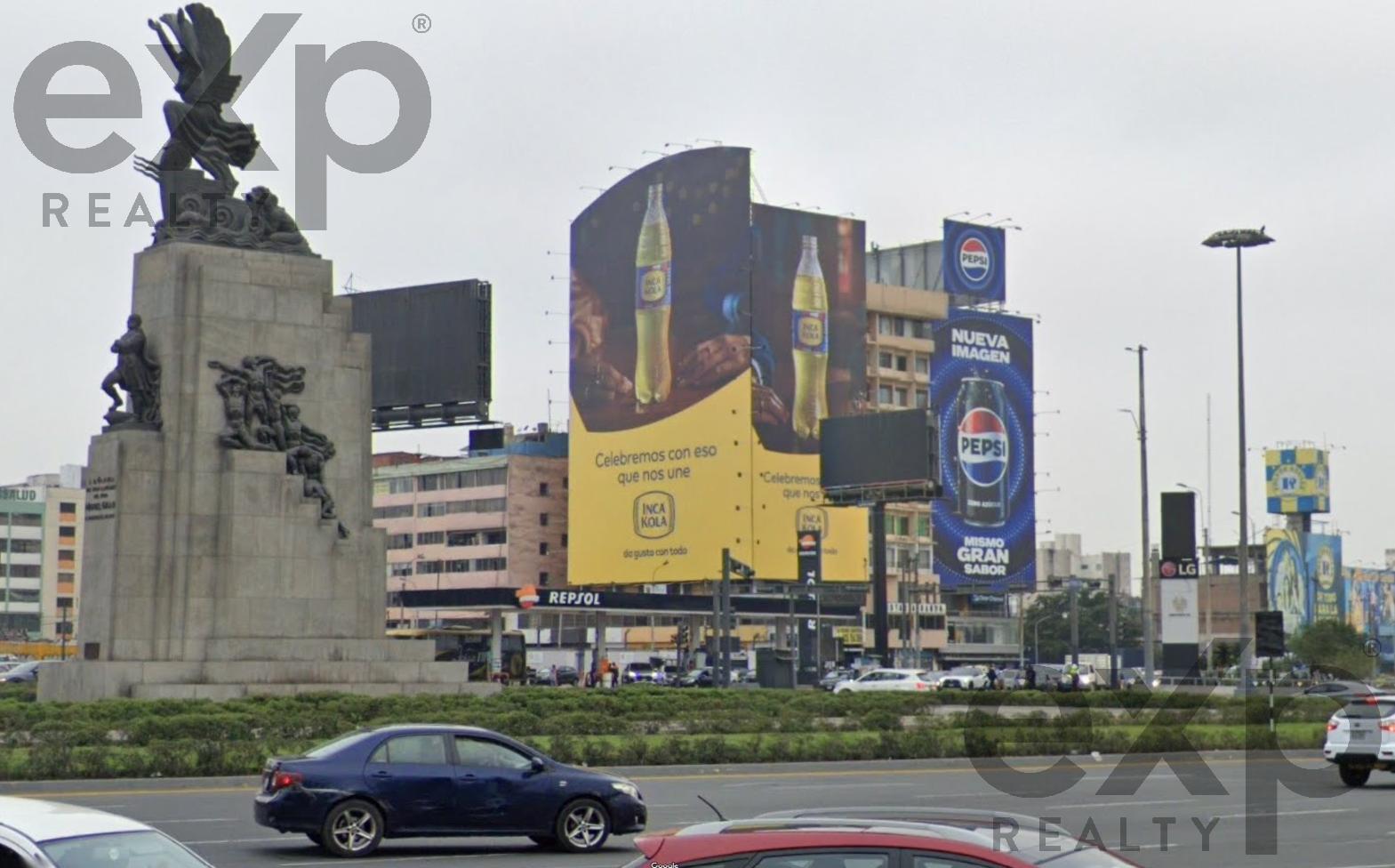 Sale of 12-Story Commercial Building in Downtown Lima with Urban Access 2