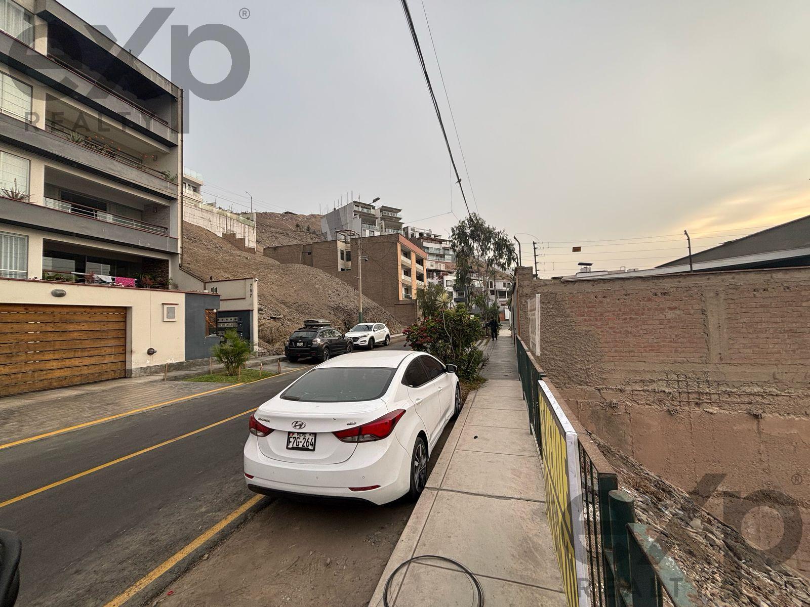 Terreno en venta en Lima | Santiago de Surco | LAS CASUARINAS SUR, Calle Las Verbenas Mz I Lt 32, 451 m²