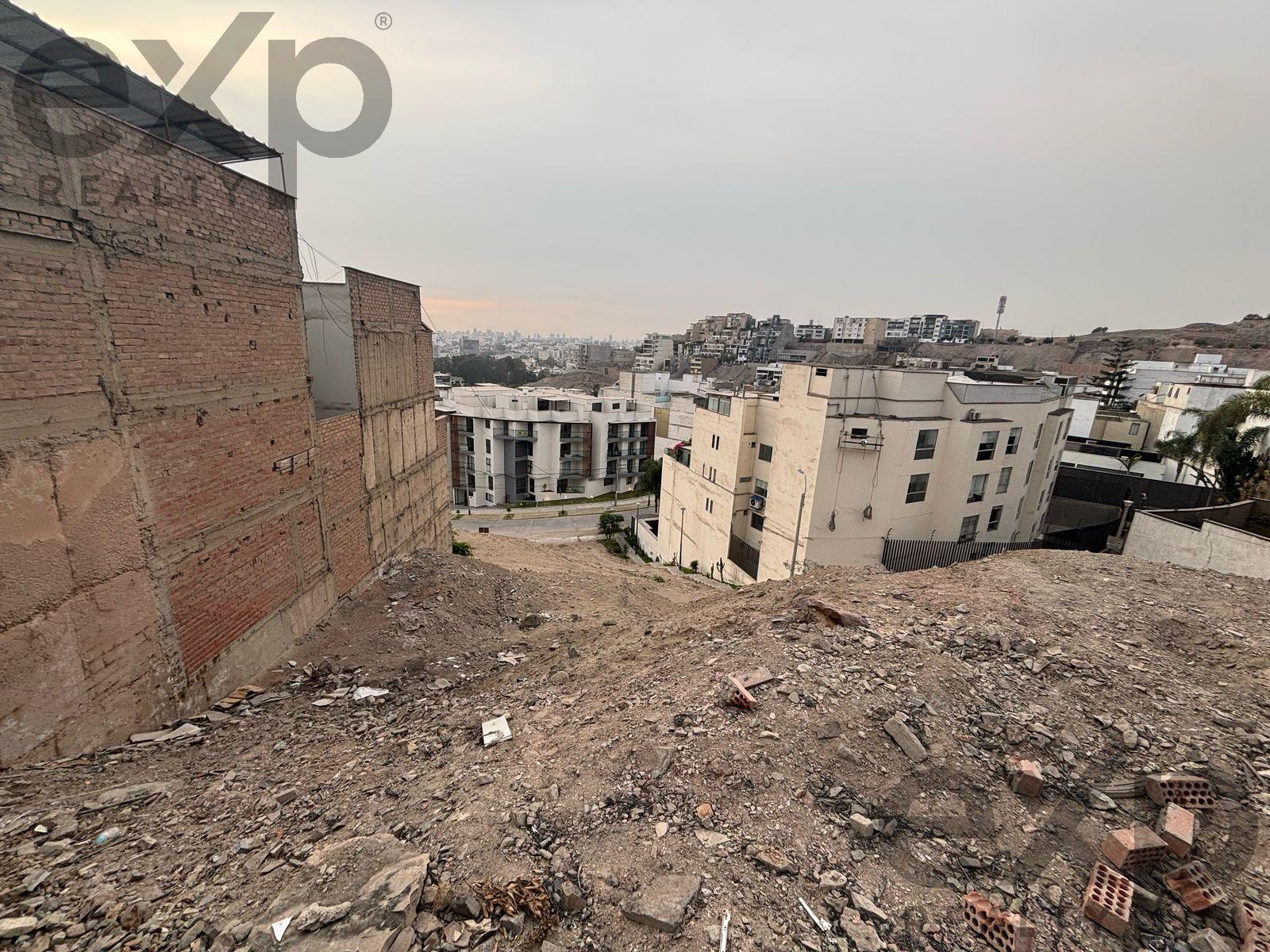 LAND FOR SALE IN SURCO 5