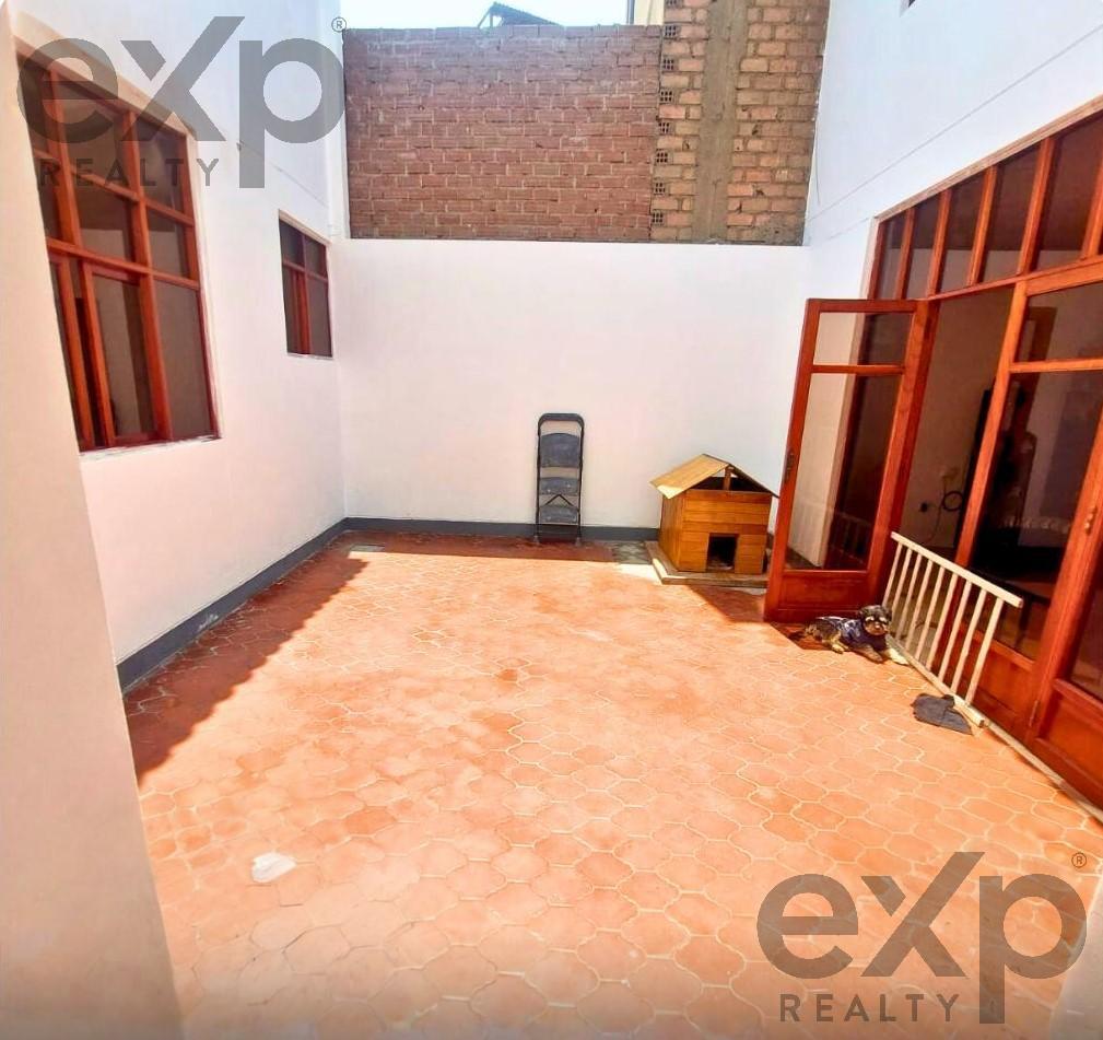 SALE HOUSE 190 M2 IN LIMA LOS OLIVOS 5