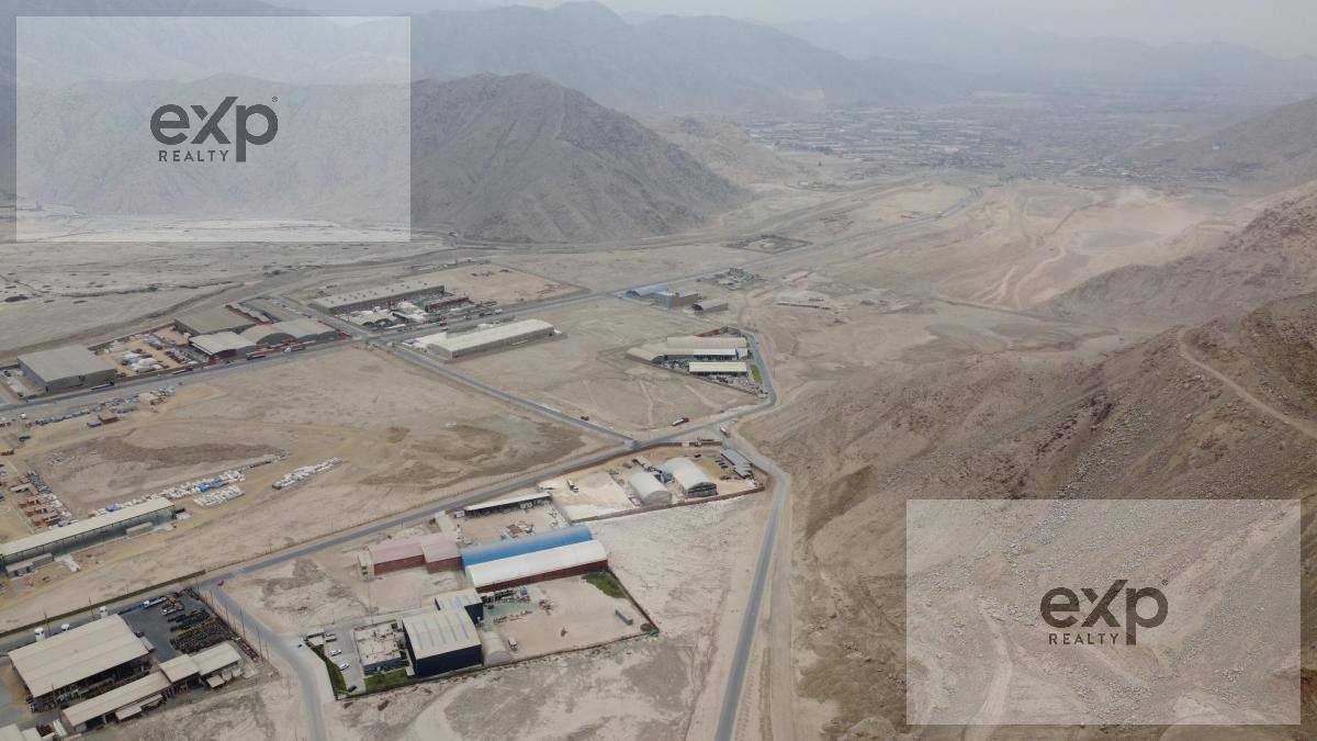 Local Comercial en venta en Lima | San Juan de Lurigancho | HUACHIPA, Parque industrial Huachipa, 2545 m²