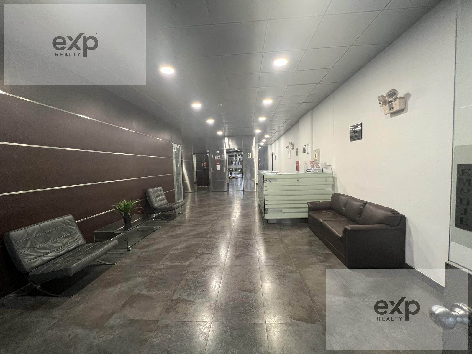 Oficina en venta en Lima | Santiago de Surco | MONTERRICO, Av. La Encalada al 1000 urb. C.C. Monterrico, 85 m²