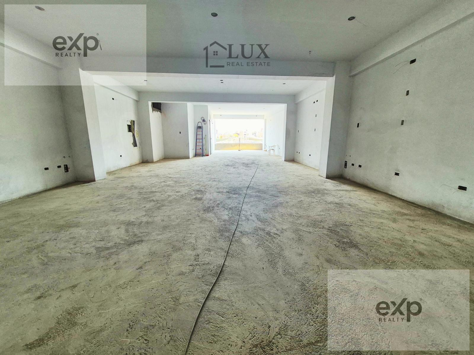 Commercial space in a highly commercial zone of North Lima 3