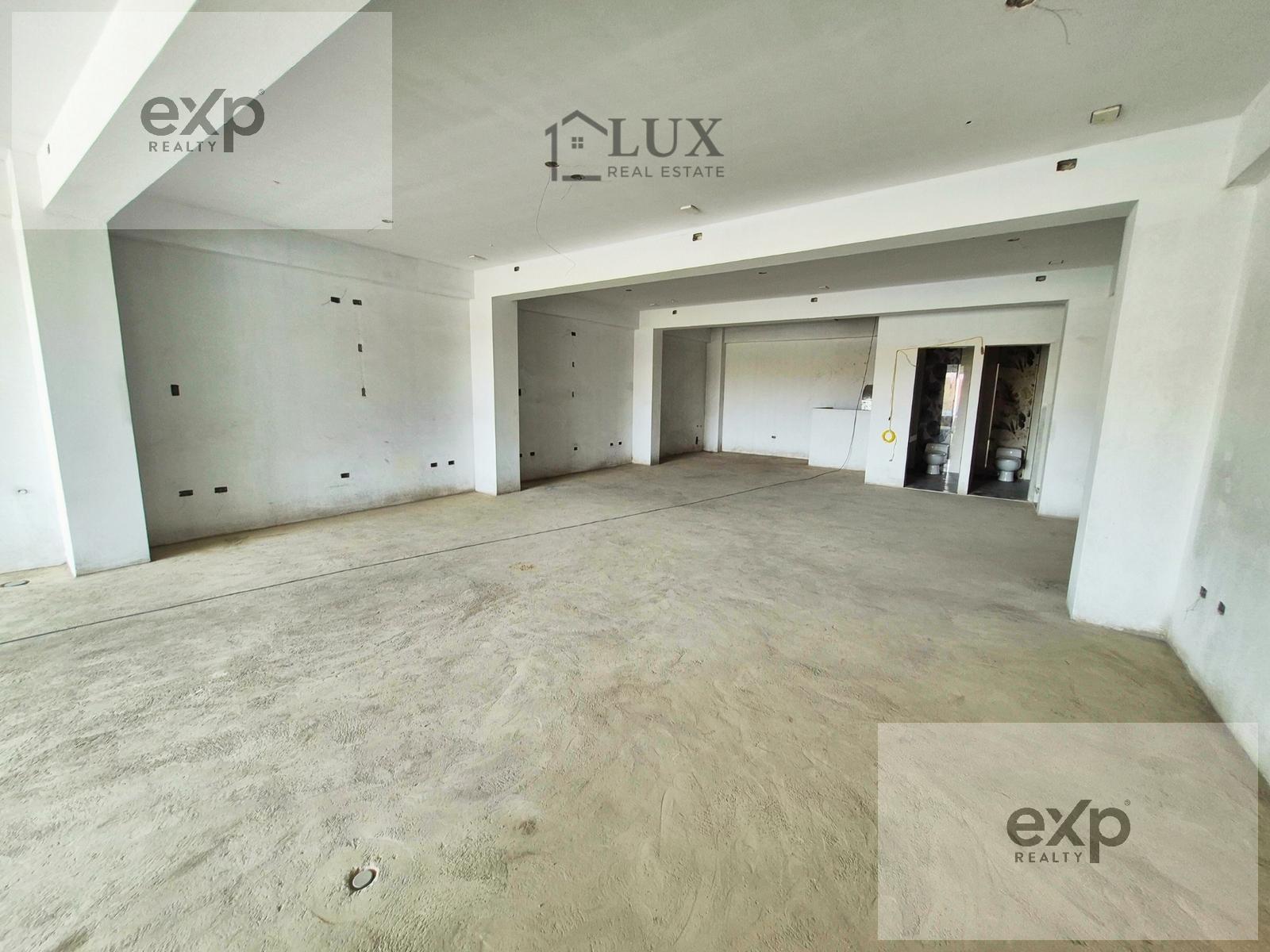 Commercial space in a highly commercial zone of North Lima 4