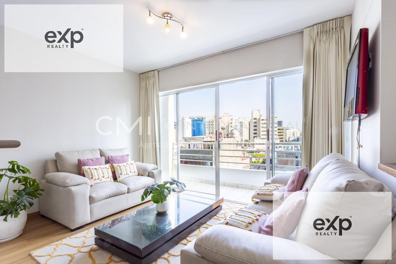 Alquiler de departamento duplex amoblado en Miraflores.