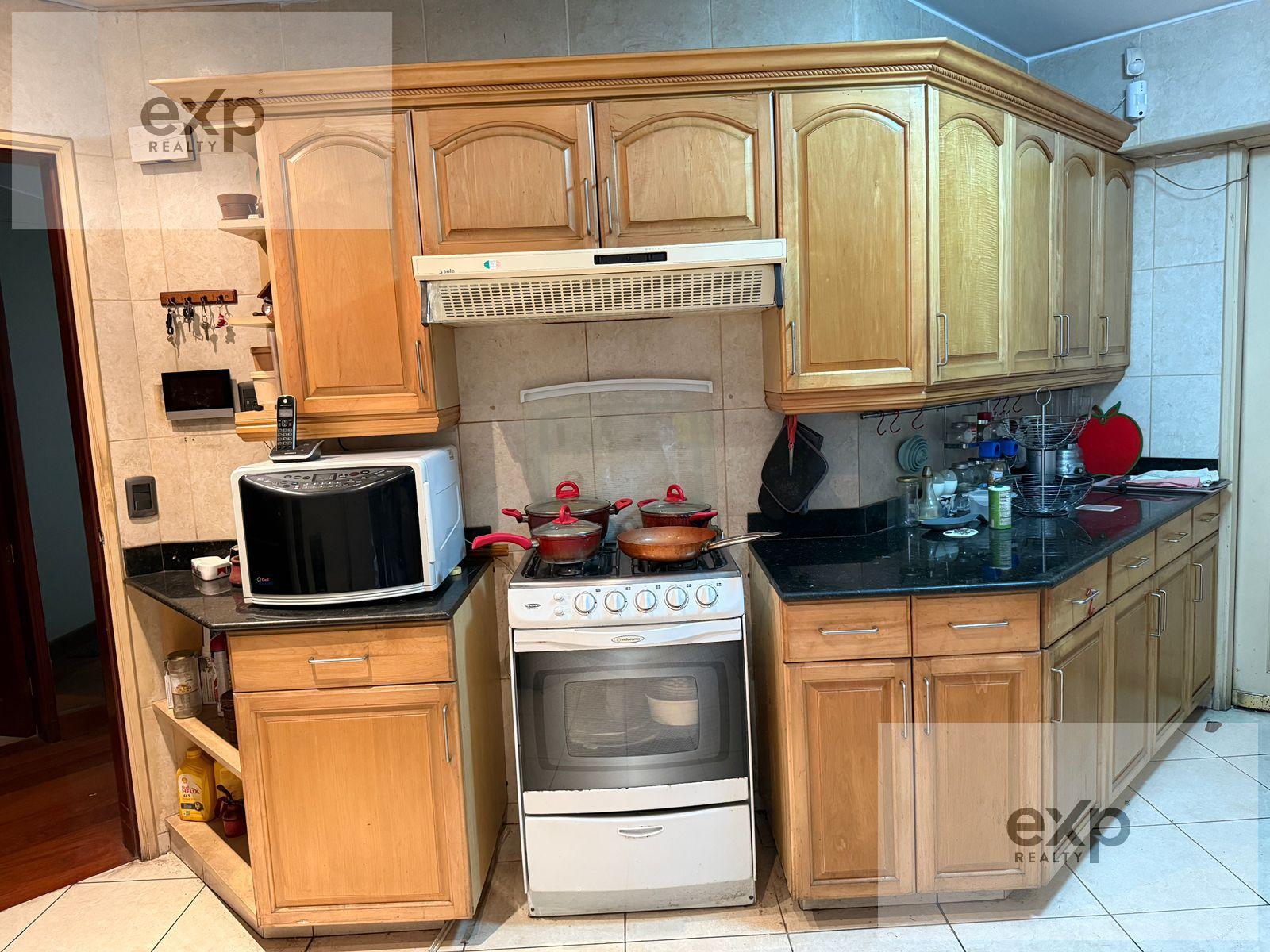 Departamento en venta en Lima | Santiago de Surco | CHACARILLA DEL ESTANQUE, Avenida La FLoresta  al 400, 326 m²