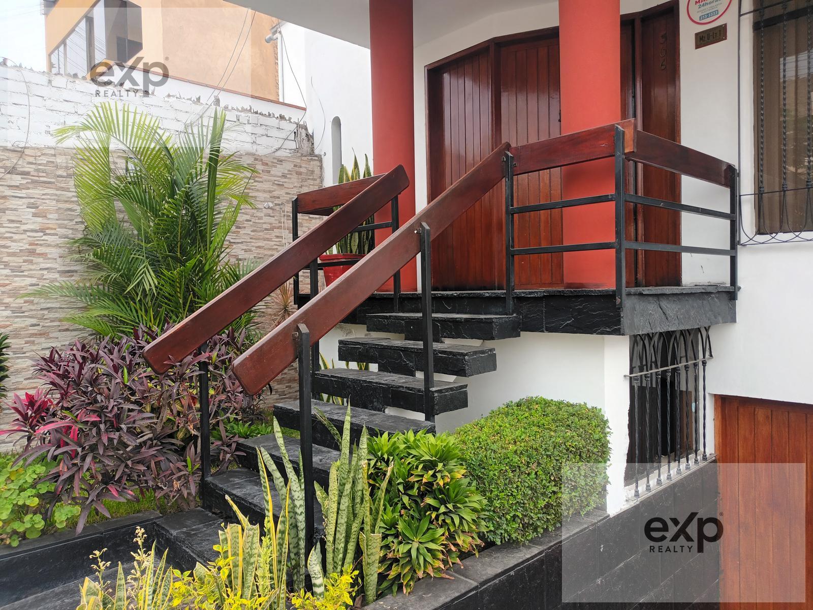 Casa en venta en Lima | La Molina | LA CAPILLA, Calle Valladolid, La Capilla, La Molina, por la USMP, 251 m²