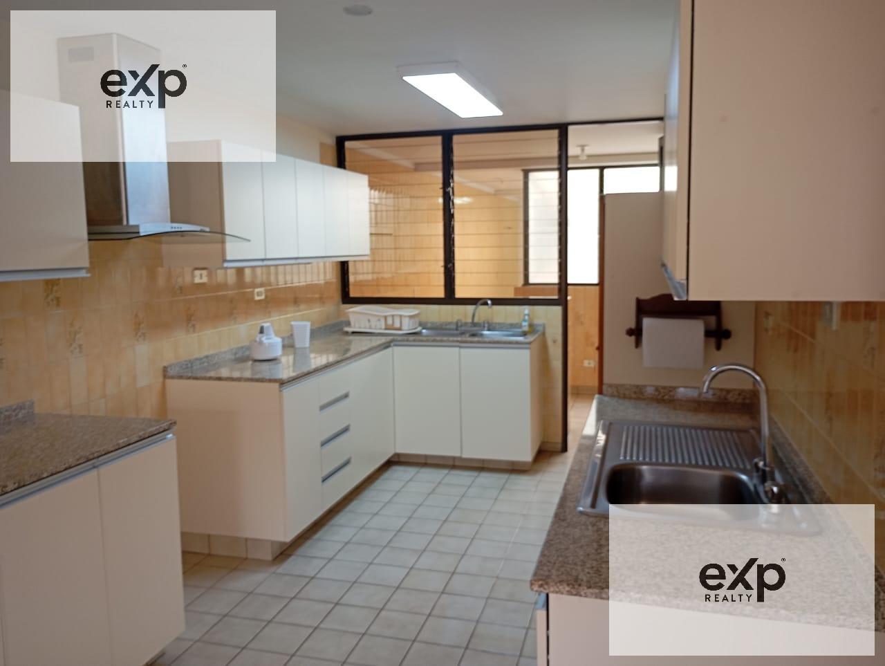 Departamento en venta en Lima | Lima | San Isidro, Los Robles 350 San Isidro, 300 m²