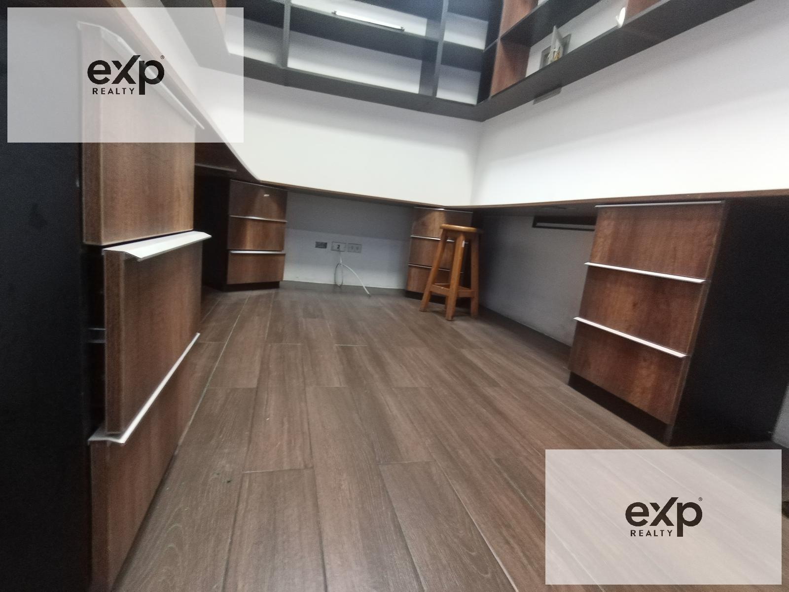 Commercial Space for Rent in Miraflores 3