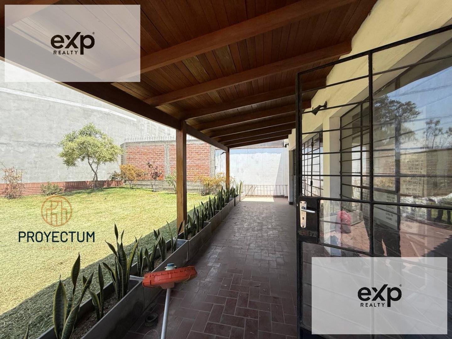 Local comercial en Alquiler Surco 