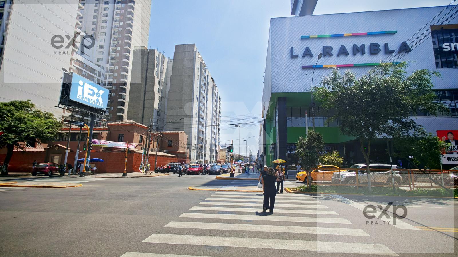 Departamento en Breña frente a la Rambla Brasil