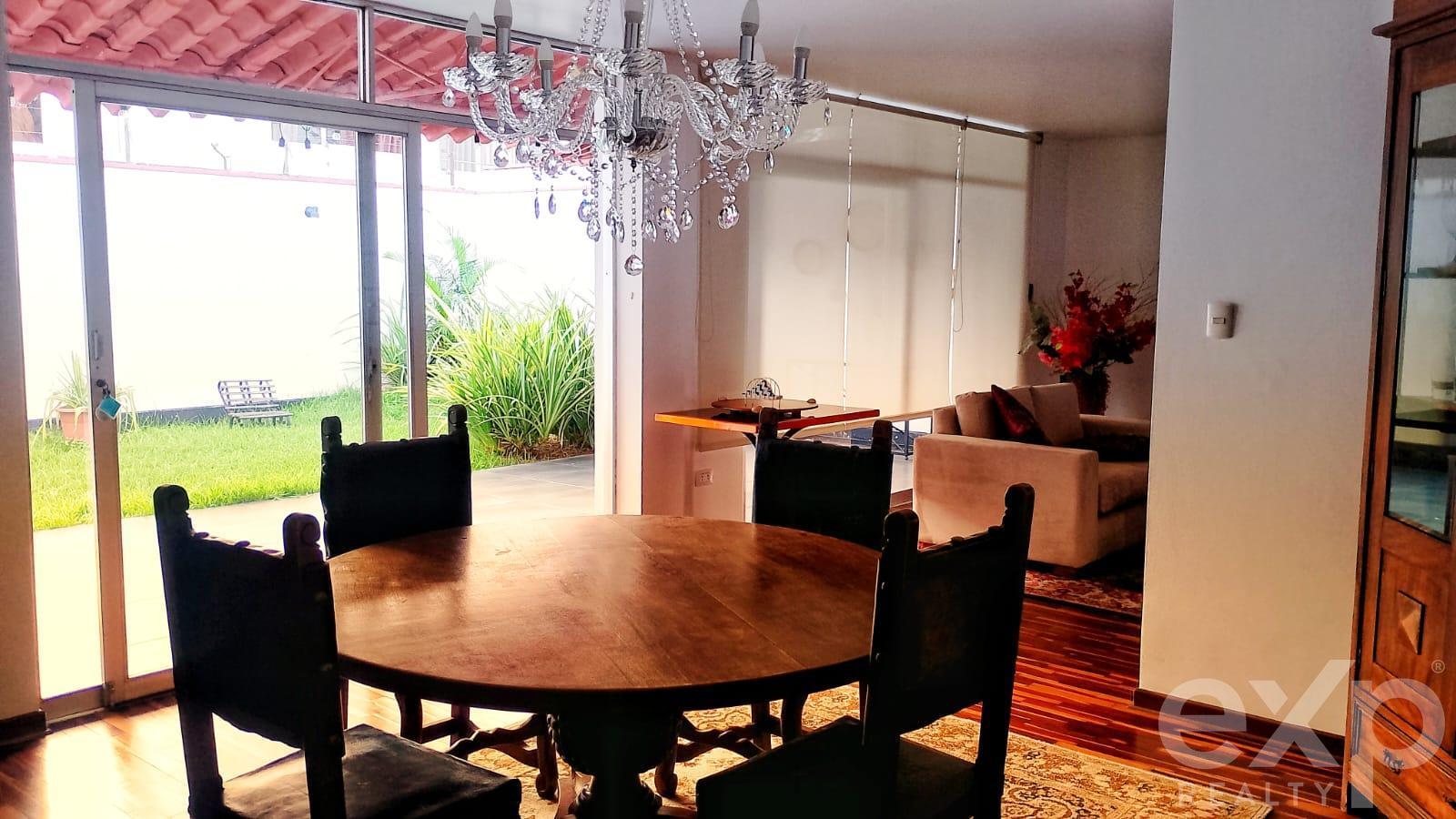 House for sale in Lima | Lima | San Isidro, VENTA CASA SAN ISIDRO URB EL PALOMAR $730,000, 300 m²
