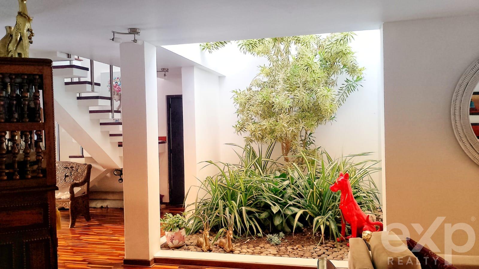 Casa en venta en Lima | Lima | San Isidro, VENTA CASA SAN ISIDRO URB EL PALOMAR  $730,000, 300 m²