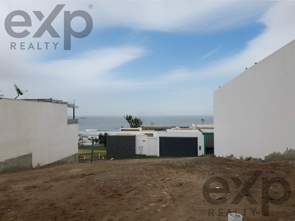 BEACHFRONT LAND WITH SEA VIEW, IN EXCLUSIVE LOMAS DEL MAR CONDOMINIUM 4