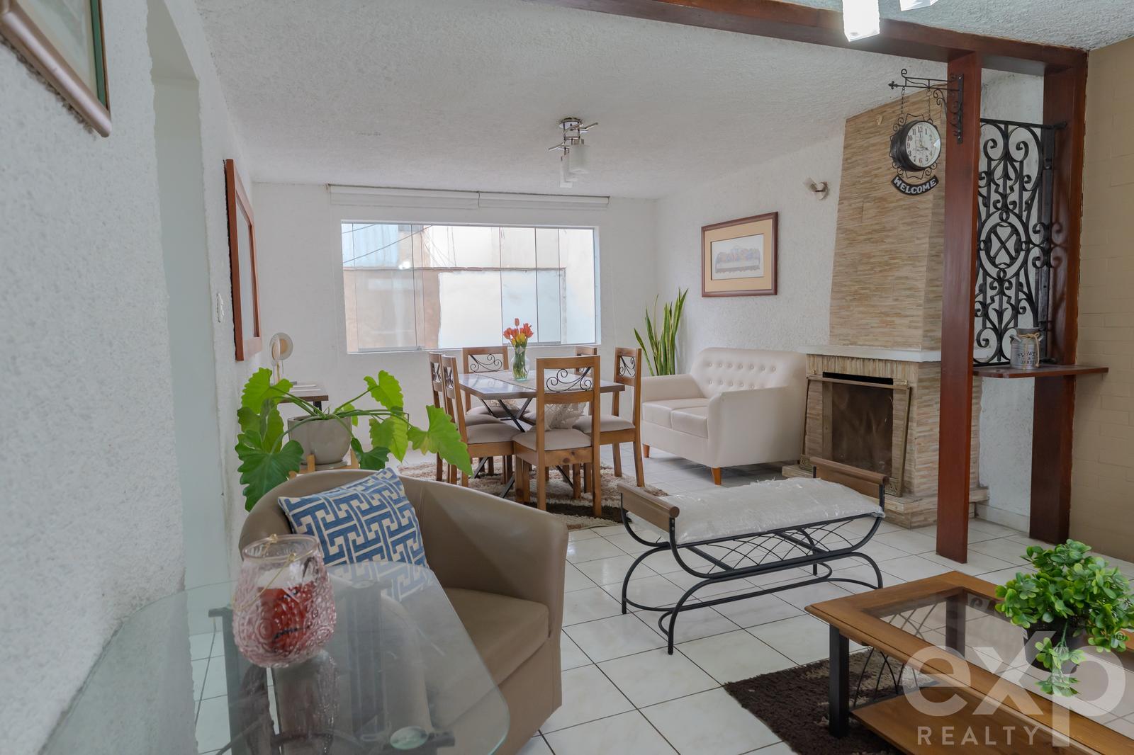 Venta Duplex 5 dorms por Pentagonito