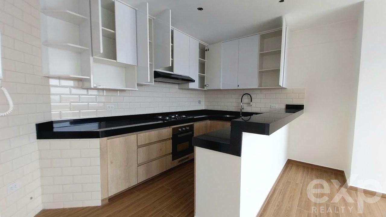Departamento en venta en Lima | Lima | Santiago de Surco, JR NAVARRA, 180 m²