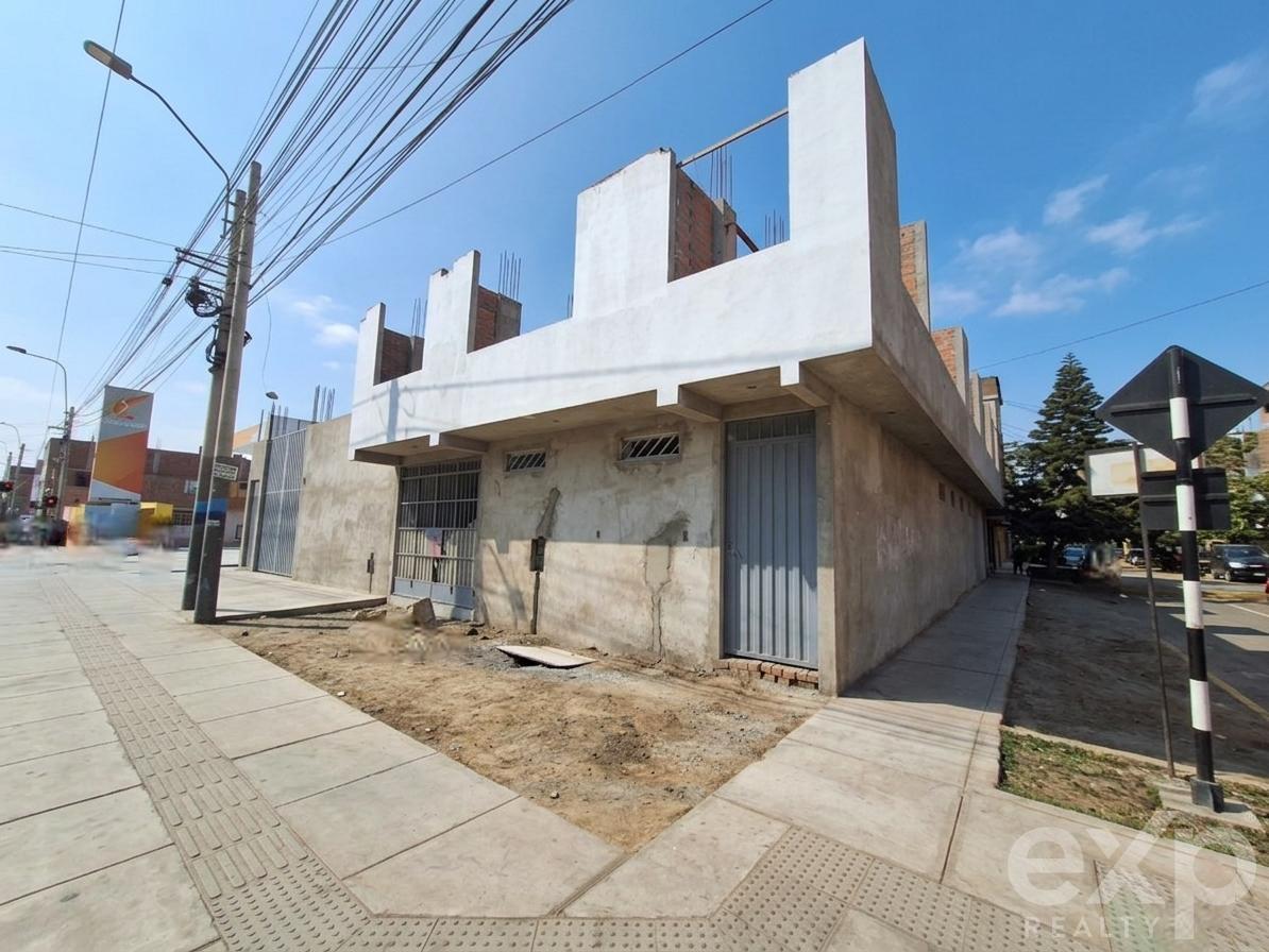 Locales Comerciales en alquiler en Callao | La Perla | SANTA ROSA, Av. Pacasmayo con Calle 4 con Calle 4, 200 m²