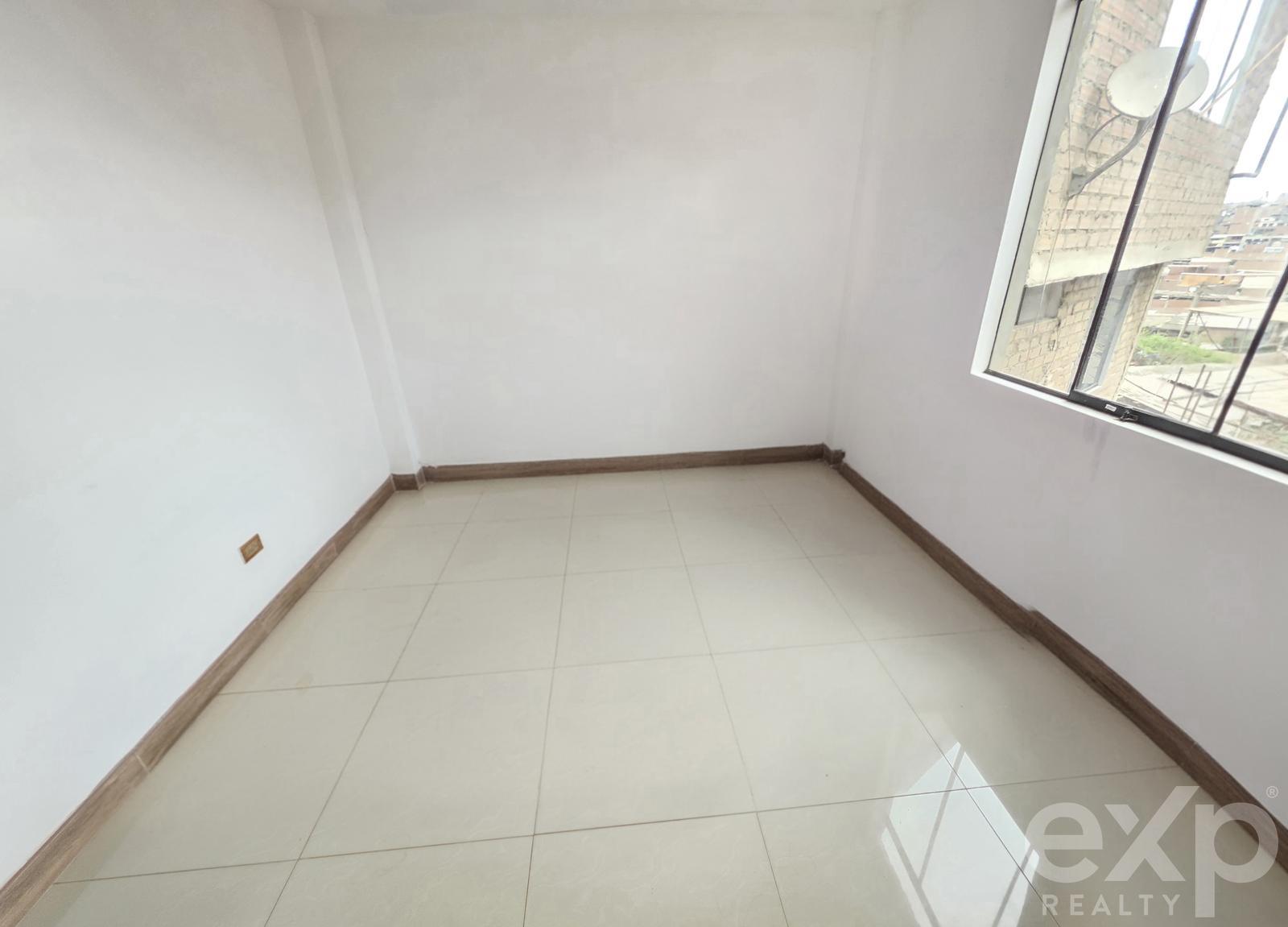 Sale of house in Villa María del Triunfo 2