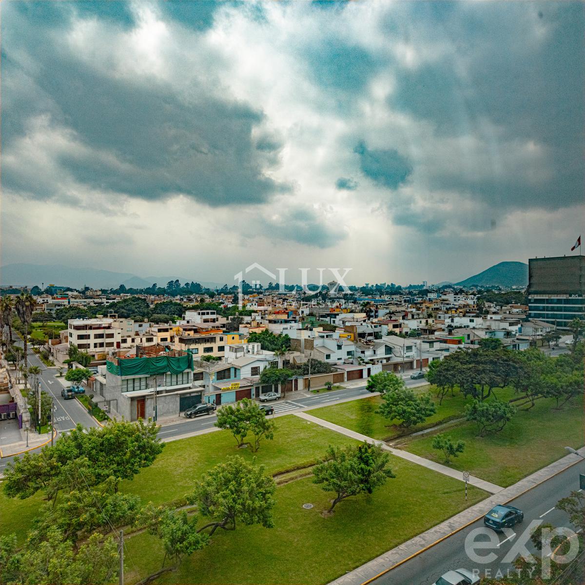 240 m2 Office for Rent 2
