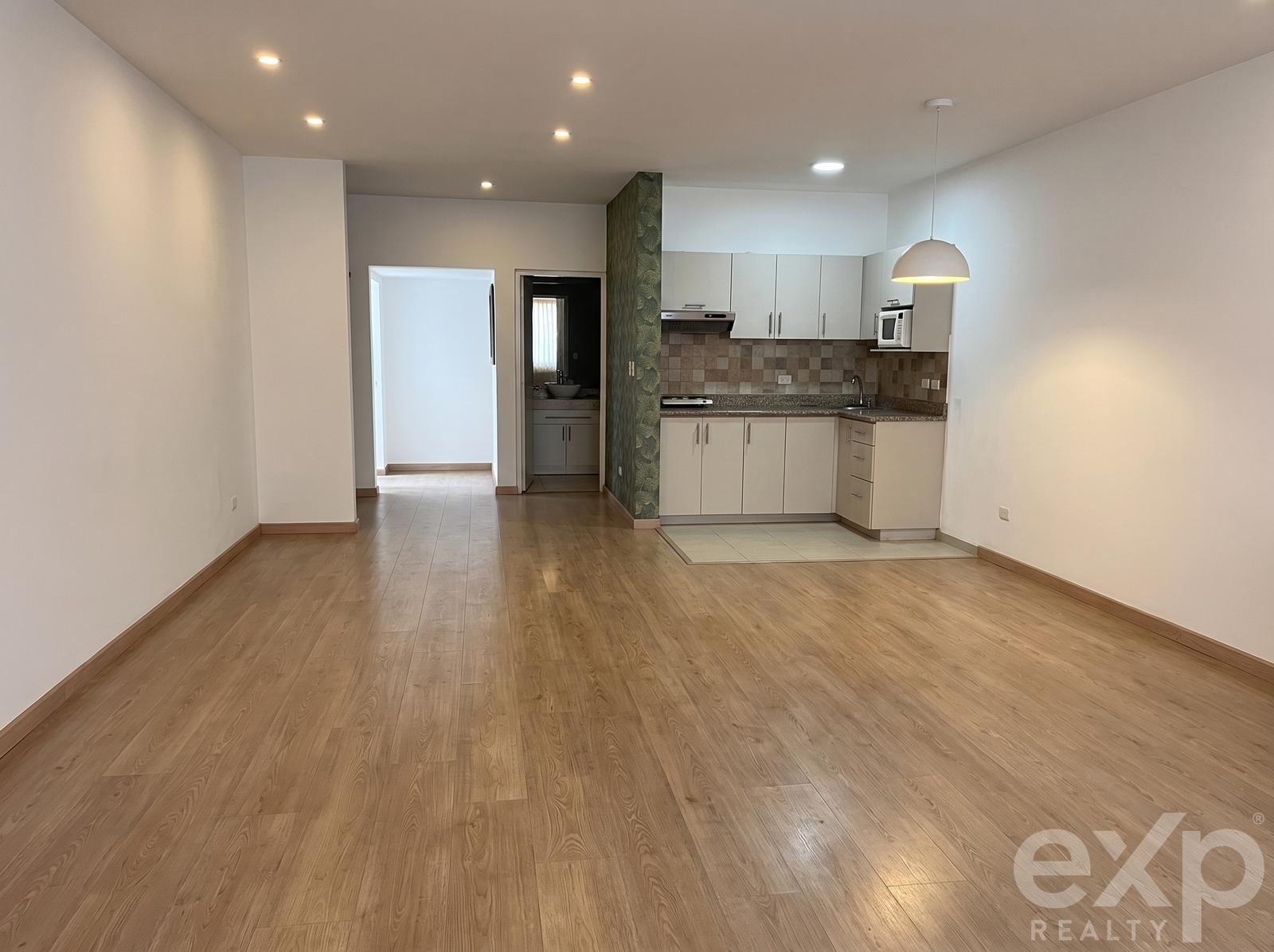 Commercial Space Rental San Isidro Av. Jorge Basadre Block 3 Central 66m2, 1 bathroom kitchenette 4