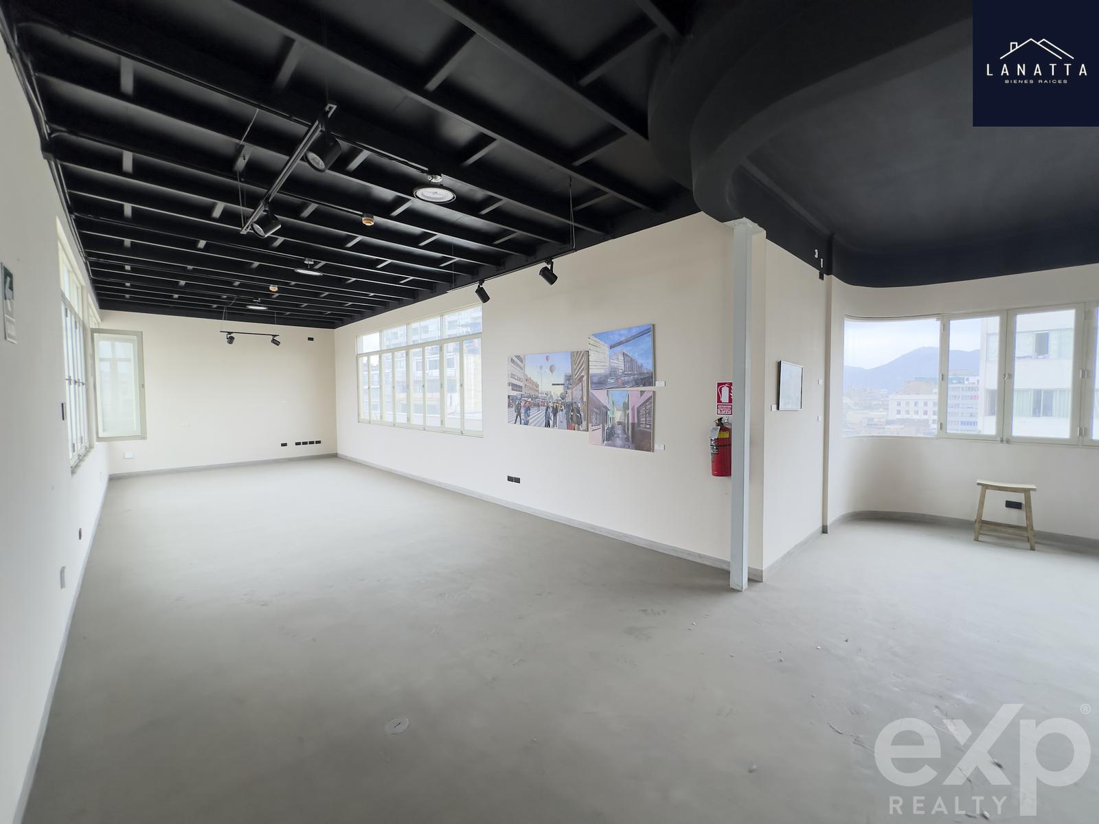 Alquiler o Venta de Oficina en el centro de Lima A.C. 450 m2 A.O. 803 m2 cerca Plaza San Martin
