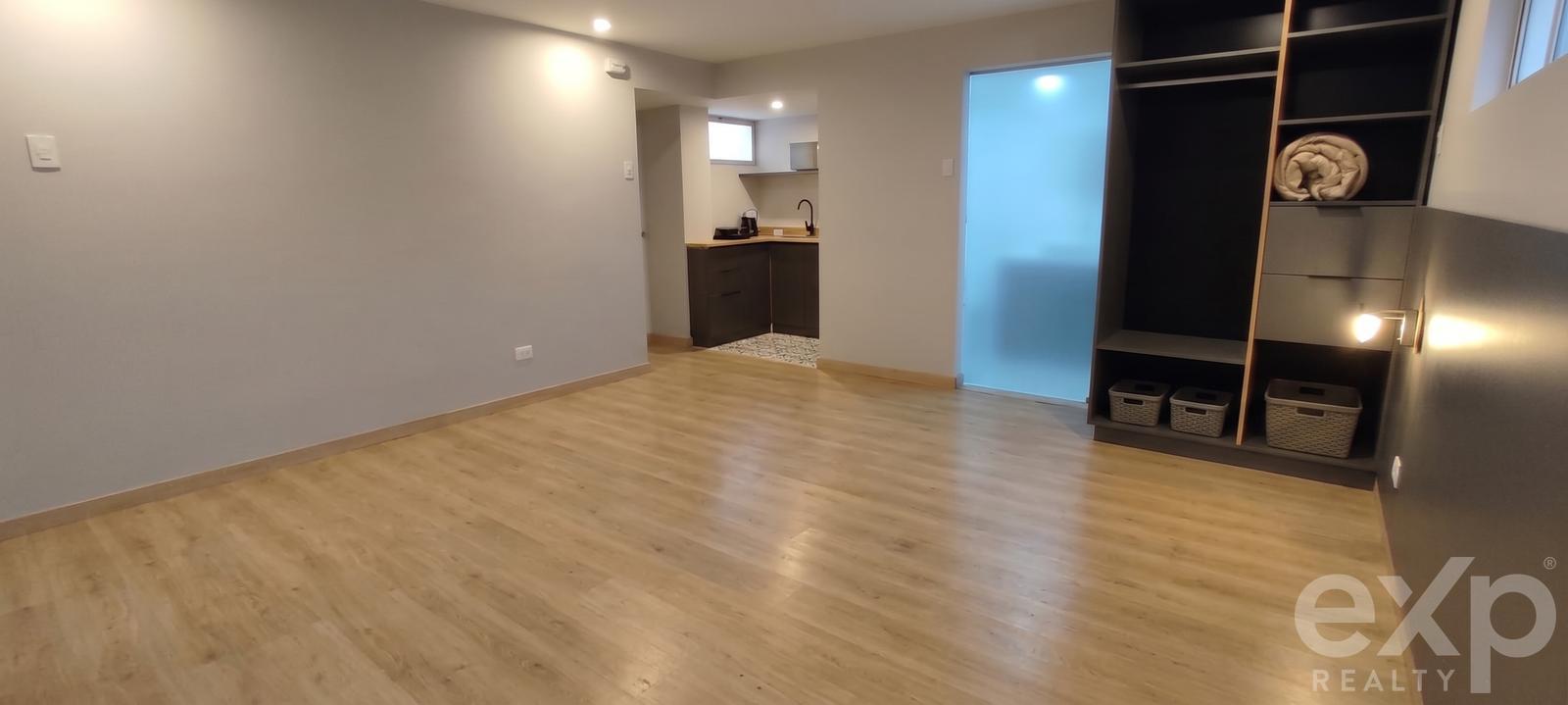 Alquiler Local comercial San Isidro Av. Jorge Basadre Cdra. 3  Céntrico 35 m2, 1 baño kitchenette