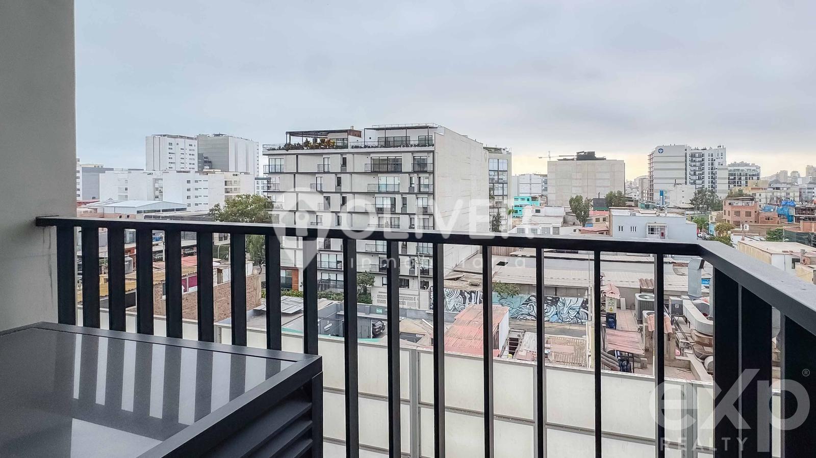 1 BEDROOM APARTMENT WITH STUDY ROOM MIRAFLORES 3