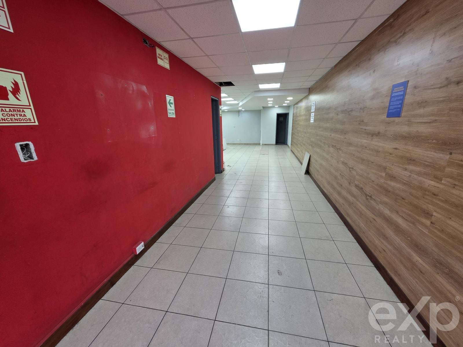 Locales Comerciales en alquiler en Lima | Lima | San Juan de Miraflores, Av. Cesar Canevaro 100 - San Juan de Miraflores, 320 m²