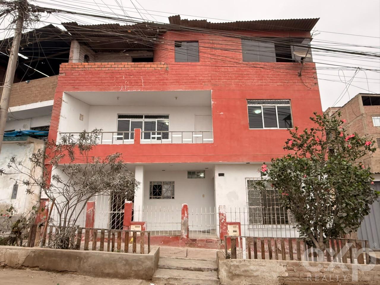 Casa en venta en Lima | Villa María del Triunfo | HOGAR POLICIAL, Jr. Hipolito Unanue N° 592 Mz Q’2 LT 14. Primer Hogar Policial., 300 m²