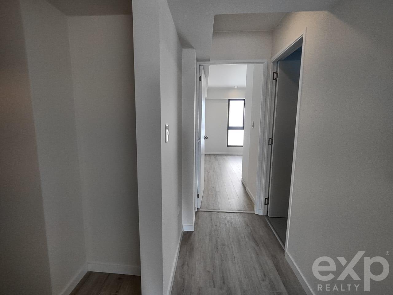 SALE OF BRAND NEW APARTMENT IN MIRAFLORES 5