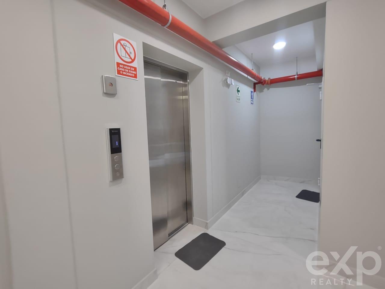 SALE OF BRAND NEW APARTMENT IN MIRAFLORES 2