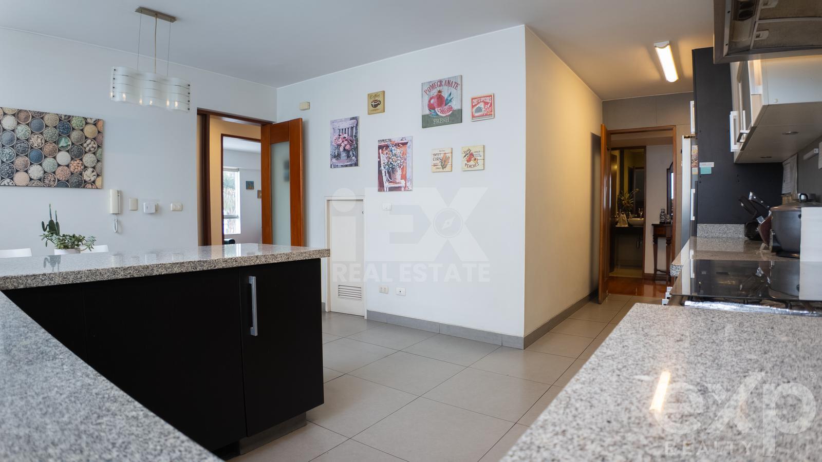 Departamento en venta en Lima | Santiago de Surco | LOS GRANADOS, Jr. Cruz del Sur al 300, 400 m²