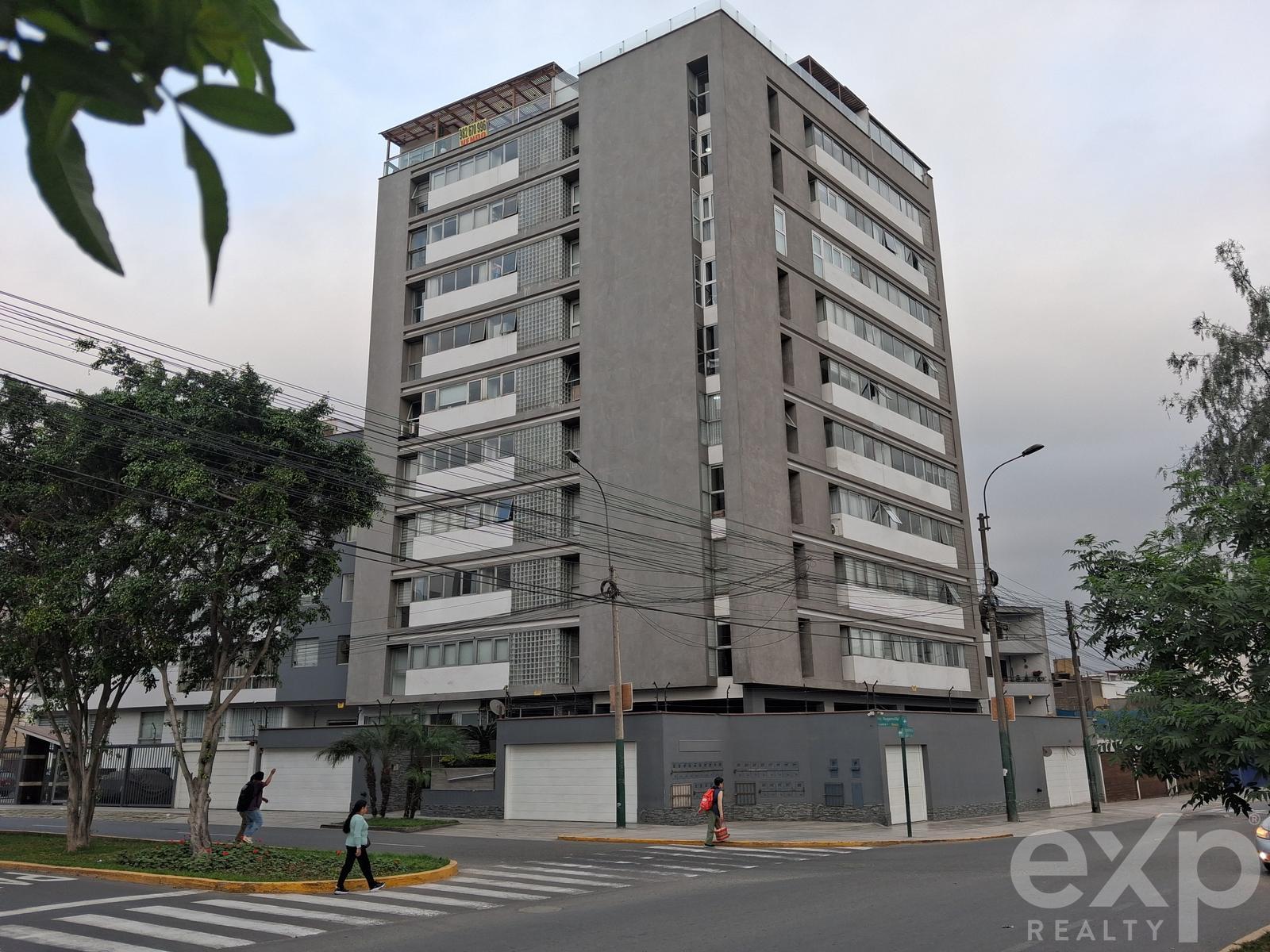 Departamento en venta en Lima | Santiago de Surco | VALLE HERMOSO RESIDENCIAL, Dpto vista a la calle, Av. Buganvilla, Valle Hermoso, Surco., 120 m²