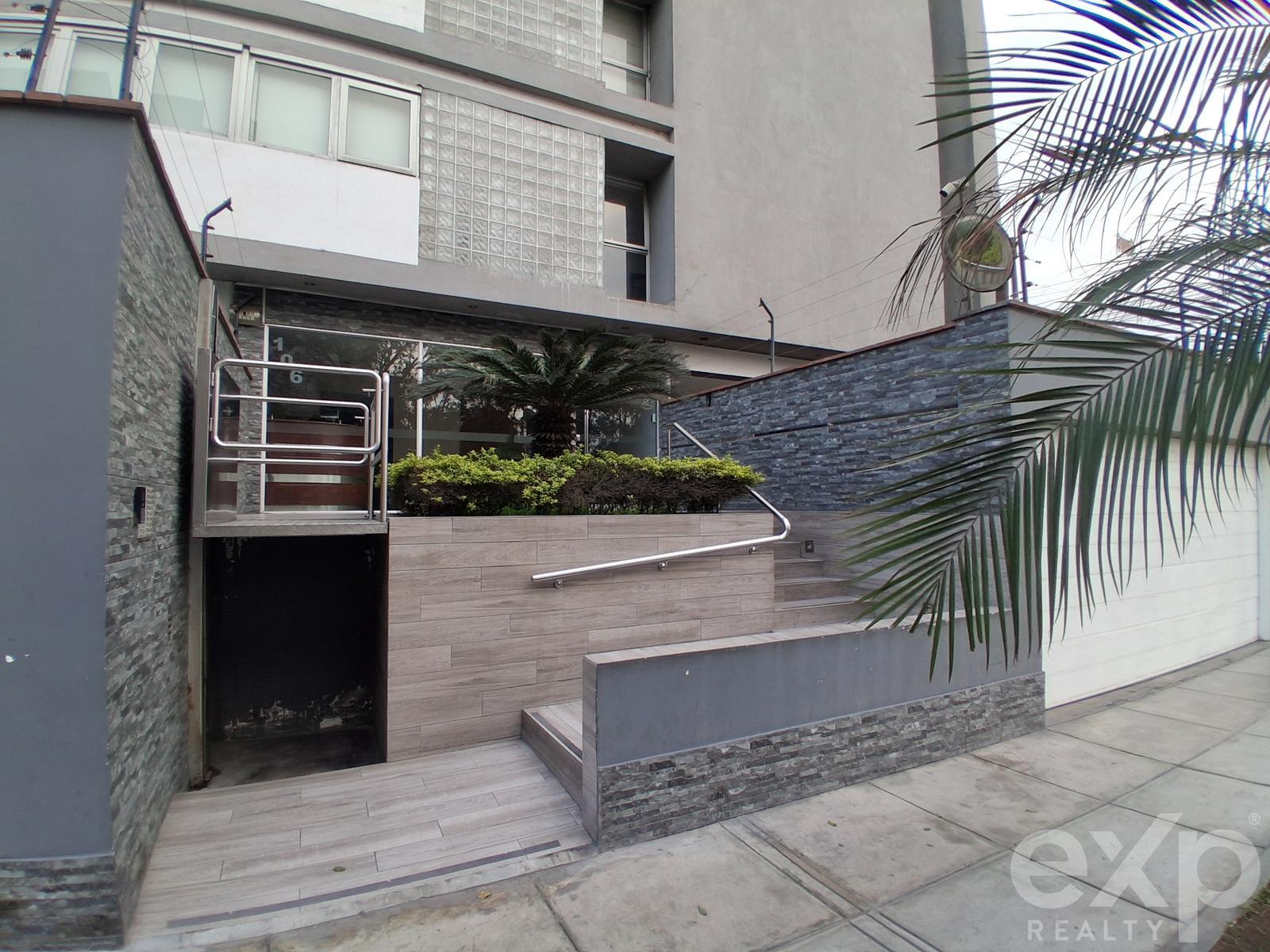 Departamento en venta en Lima | Santiago de Surco | VALLE HERMOSO RESIDENCIAL, Dpto vista a la calle, Av. Buganvilla, Valle Hermoso, Surco., 120 m²