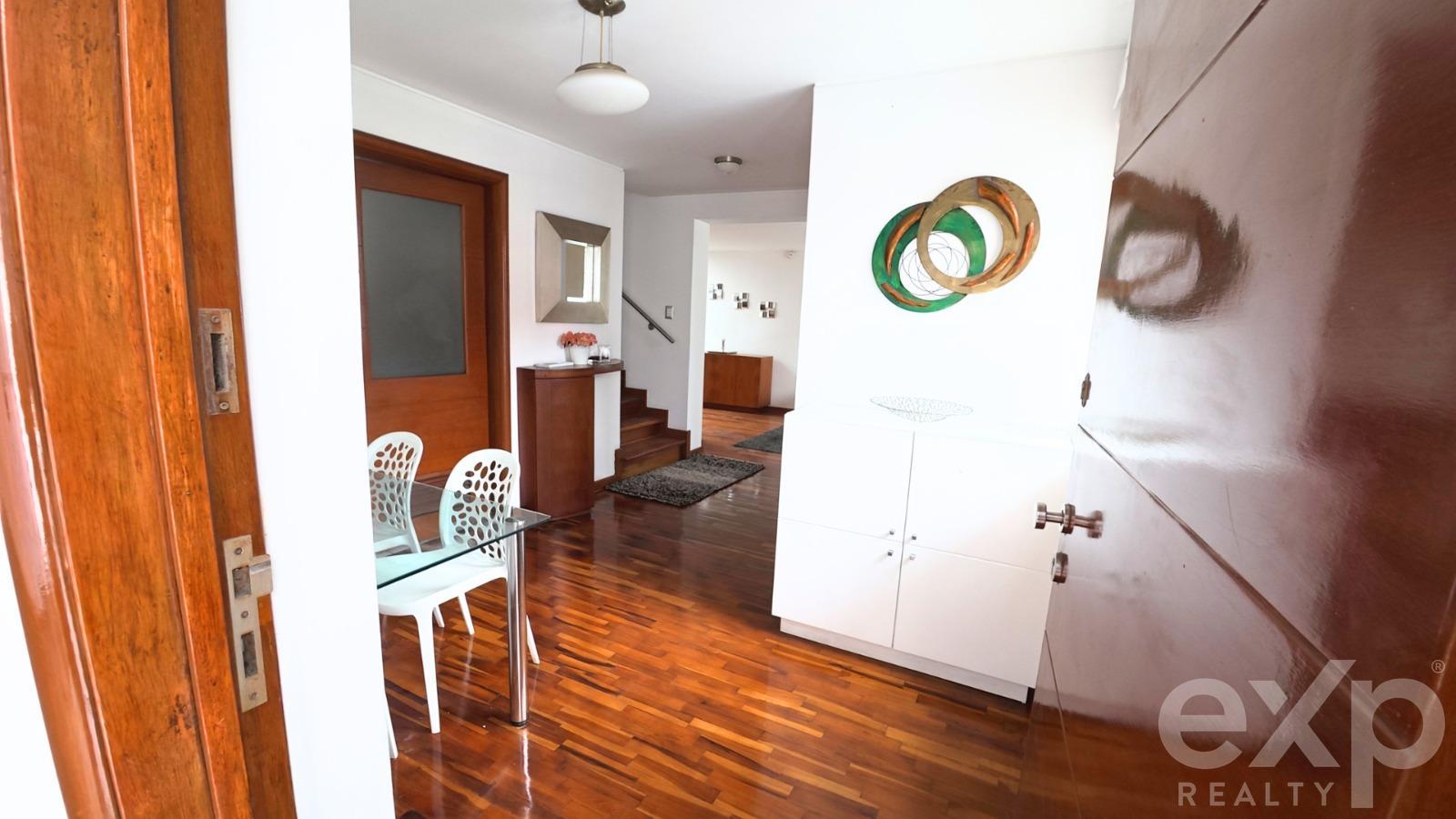 Casa en venta en Lima | Lima | Santiago de Surco, Av. Alameda del Crepusculo 226 - Urb. La Alborada - Surco, 165 m²