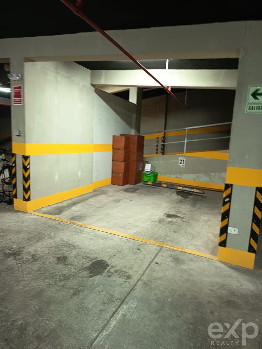 Parking Space on Av. Mariscal Cáceres Surquillo Miraflores 4