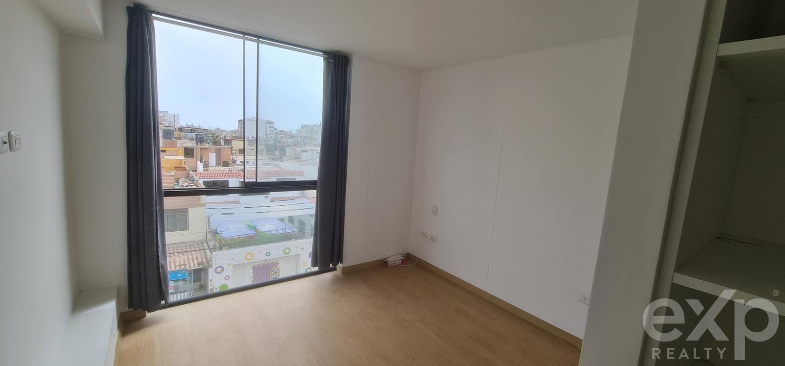 VENTA DE DEPARTAMENTO DE 3 DORMITORIOS EN SAN MIGUEL