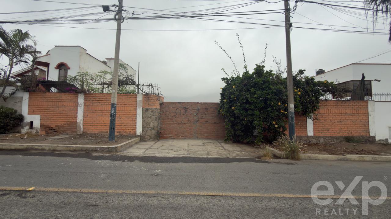 Terreno en venta en Lima | La Molina | EL SOL DE LA MOLINA ETAPA III, CALLE LAS BAHAMAS MZ 3 LOT. 12 al 100, 1000 m²
