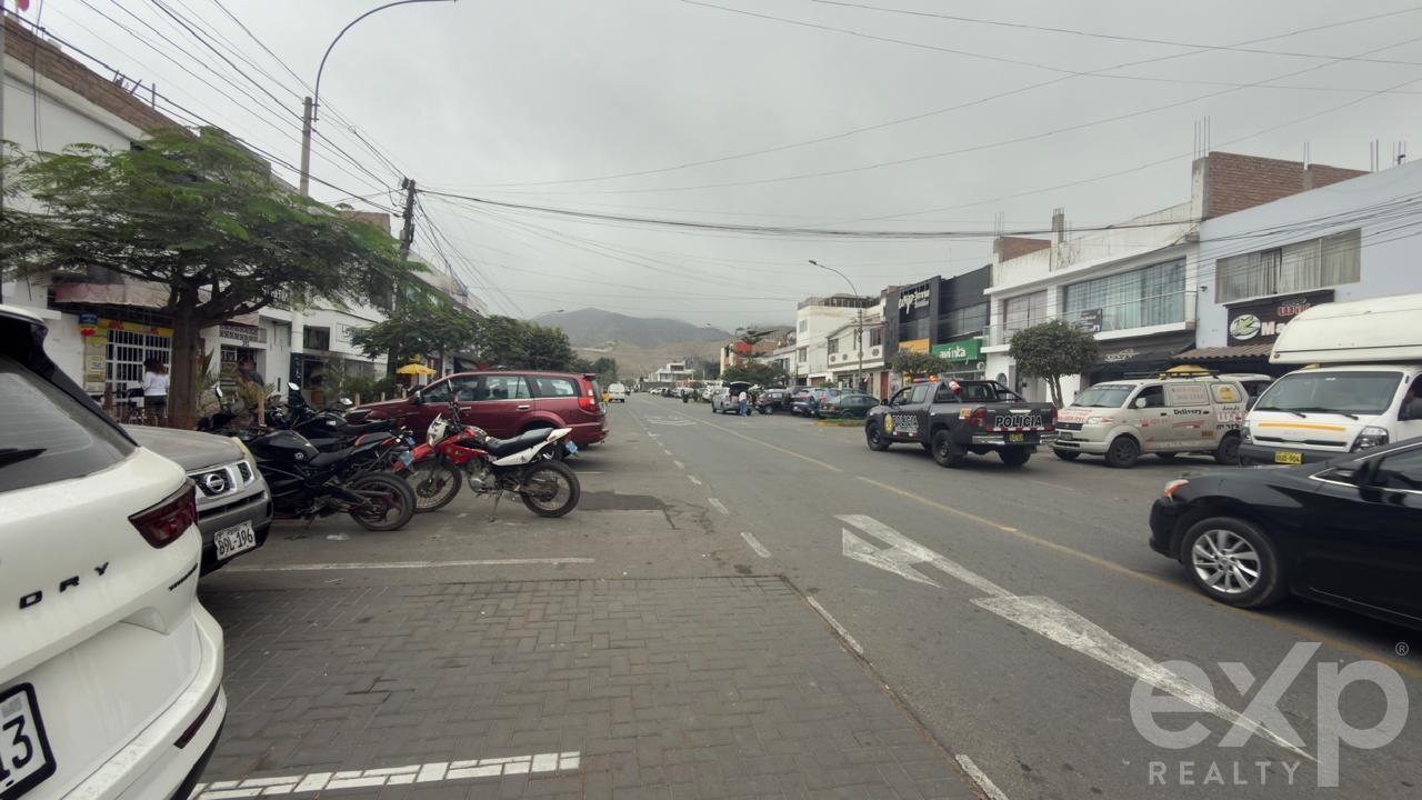 Terreno en venta en Lima | La Molina | EL SOL DE LA MOLINA ETAPA III, CALLE LAS BAHAMAS MZ 3 LOT. 12 al 100, 1000 m²