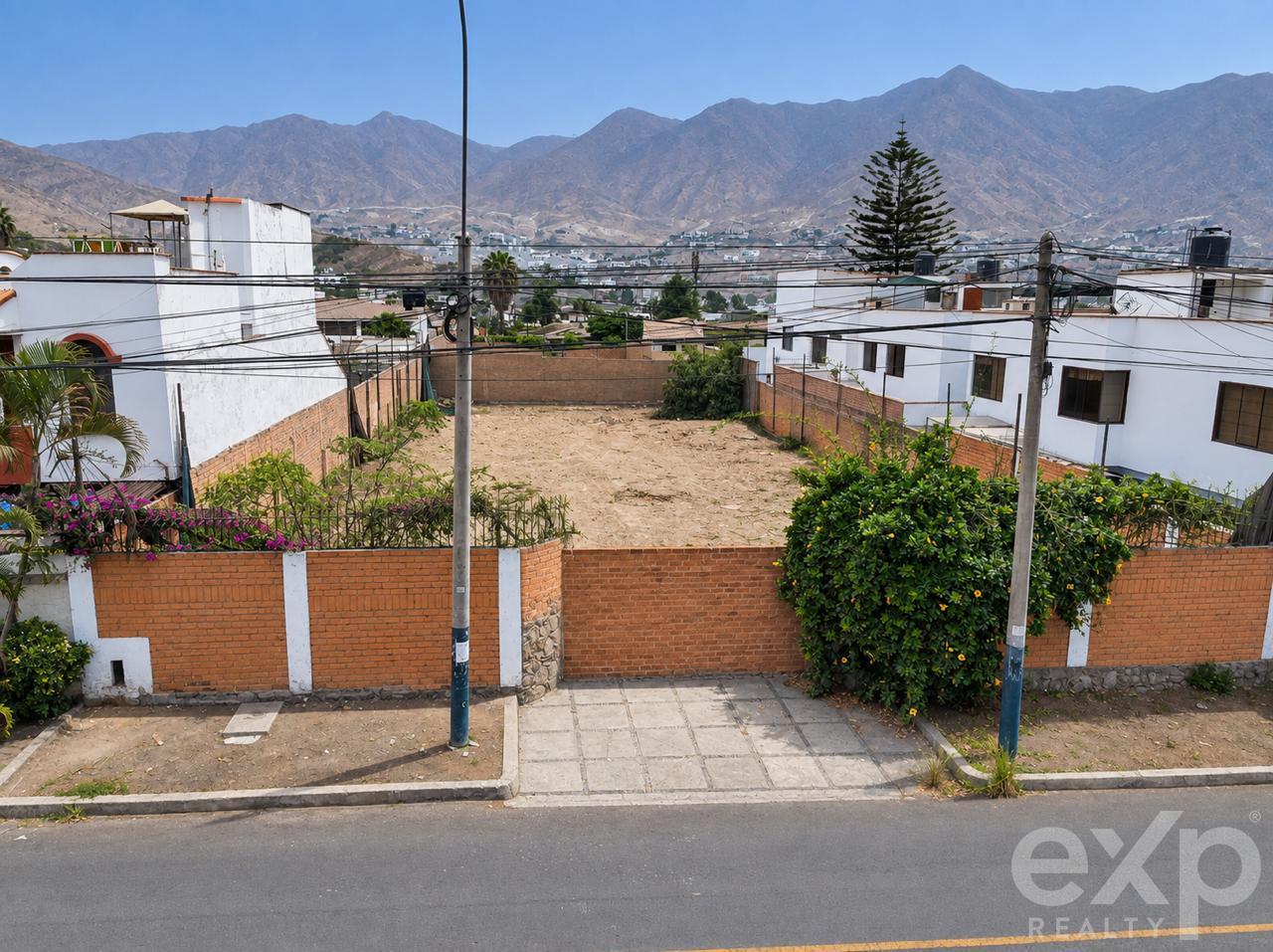 Terreno en venta en Lima | La Molina | EL SOL DE LA MOLINA ETAPA III, CALLE LAS BAHAMAS al 100 SOL DE LA MOLINA, 1000 m²