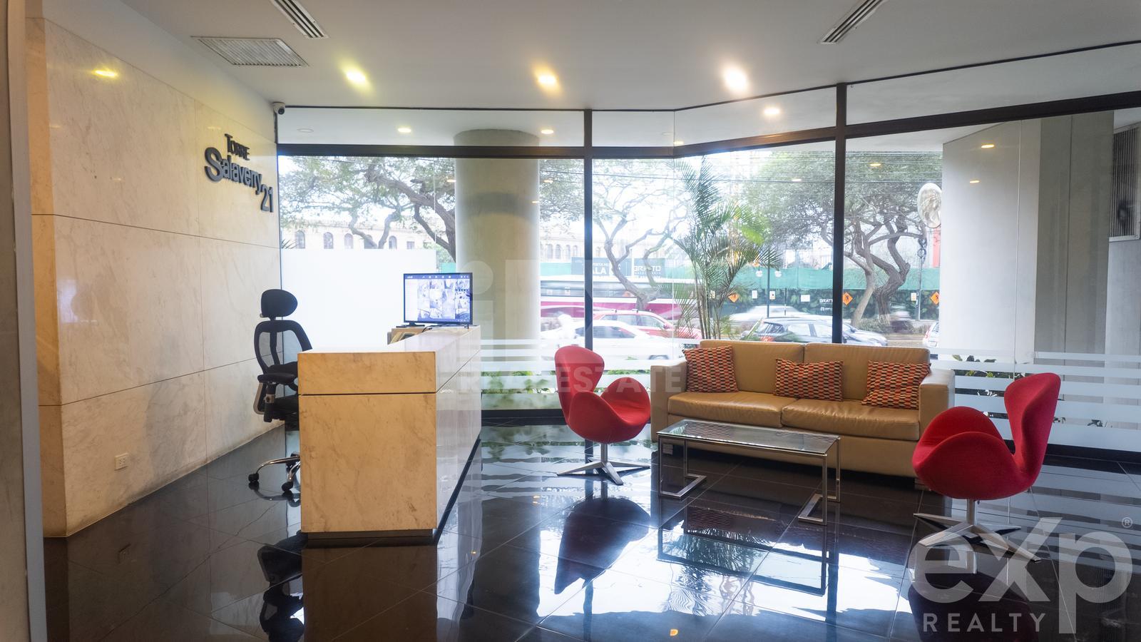 3-Bedroom Apartment for Rent Semi-Furnished 100 m² – San Isidro Limit, 1 Block from Real Plaza Salaverry 3