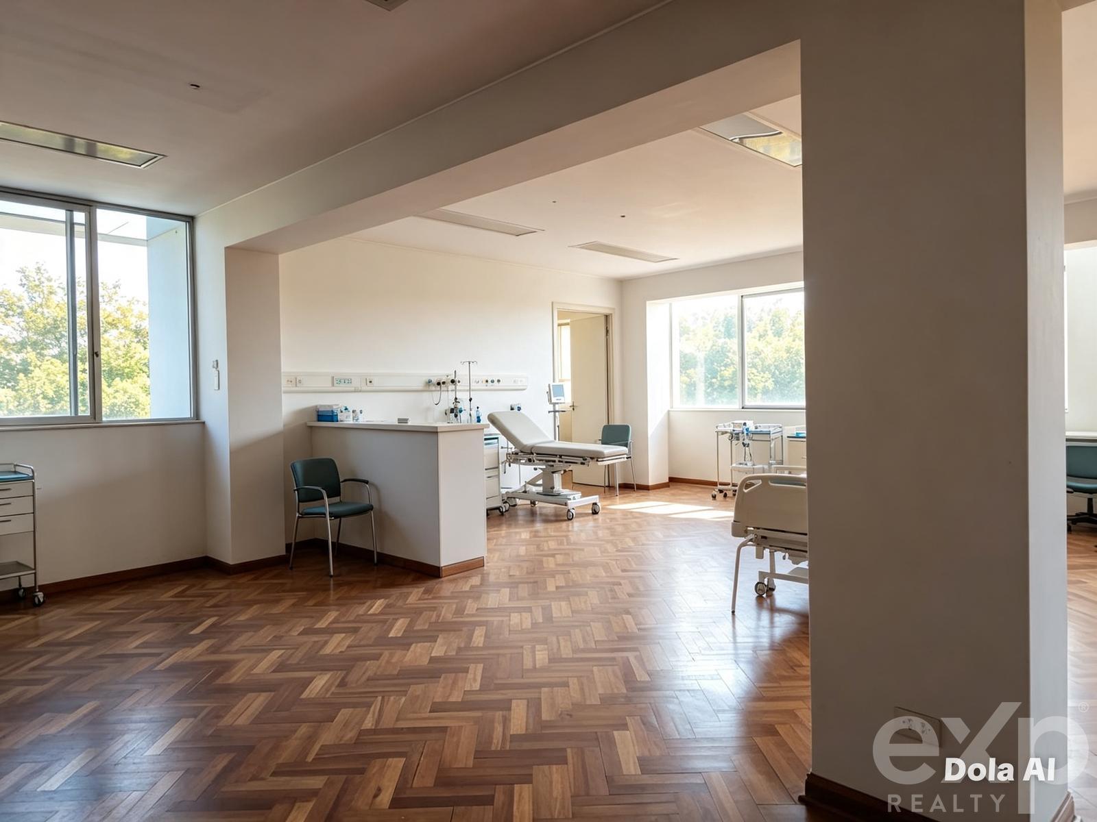 Consultorio en venta en Lima | Santiago de Surco | PROCERES, Av. Los Próceres al 410 & Av El Carmen, 97 m²