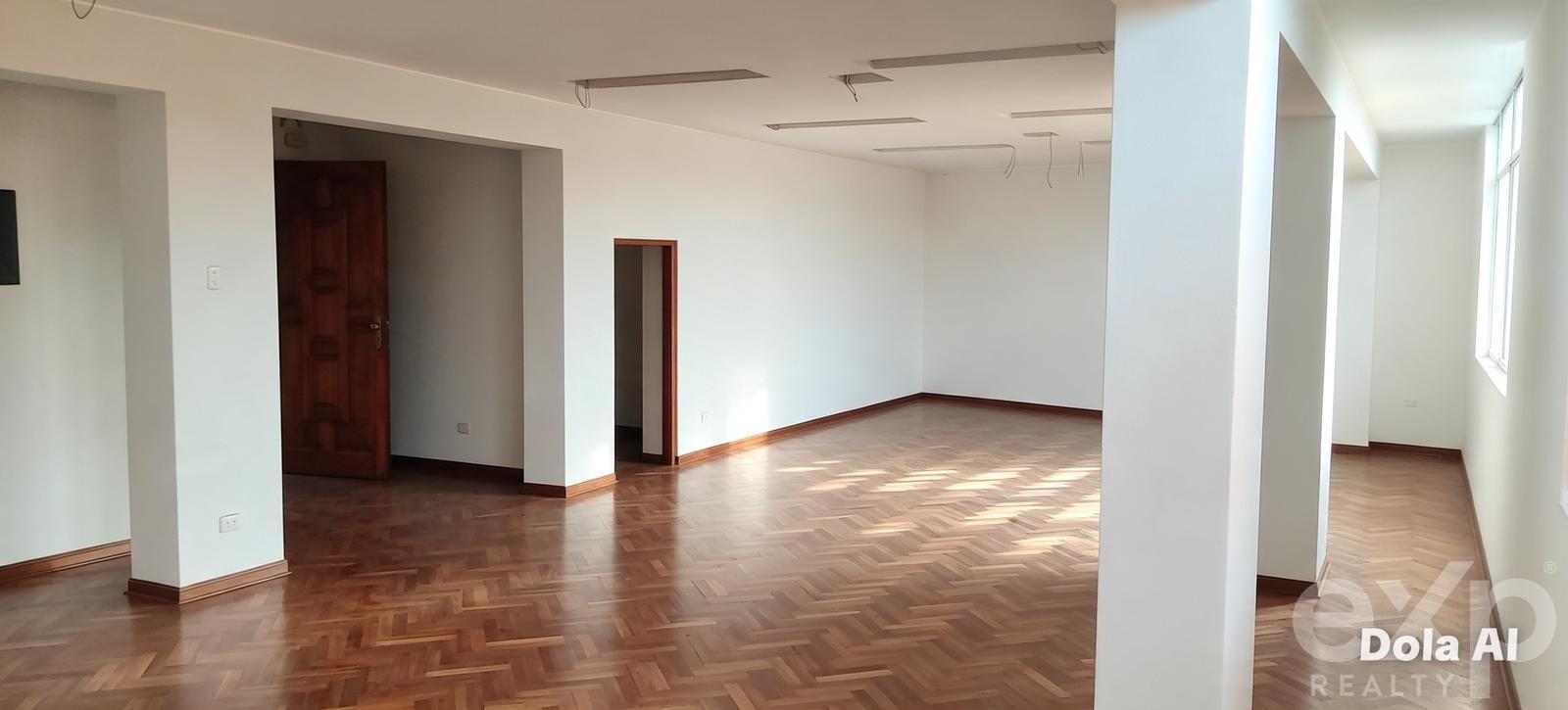 Oficina en venta en Lima | Santiago de Surco | LOS PROCERES, Av. Los Próceres 410 y Av. El Carmen 667 en Surco, 82 m²