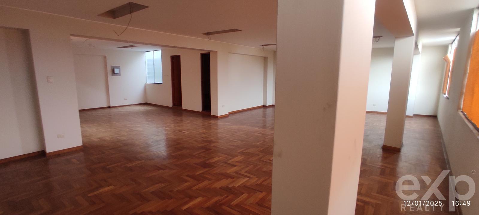 Consultorio en venta en Lima | Santiago de Surco | PROCERES, AV PROCERES 410 Y AV EL CARMEN, 116 m²