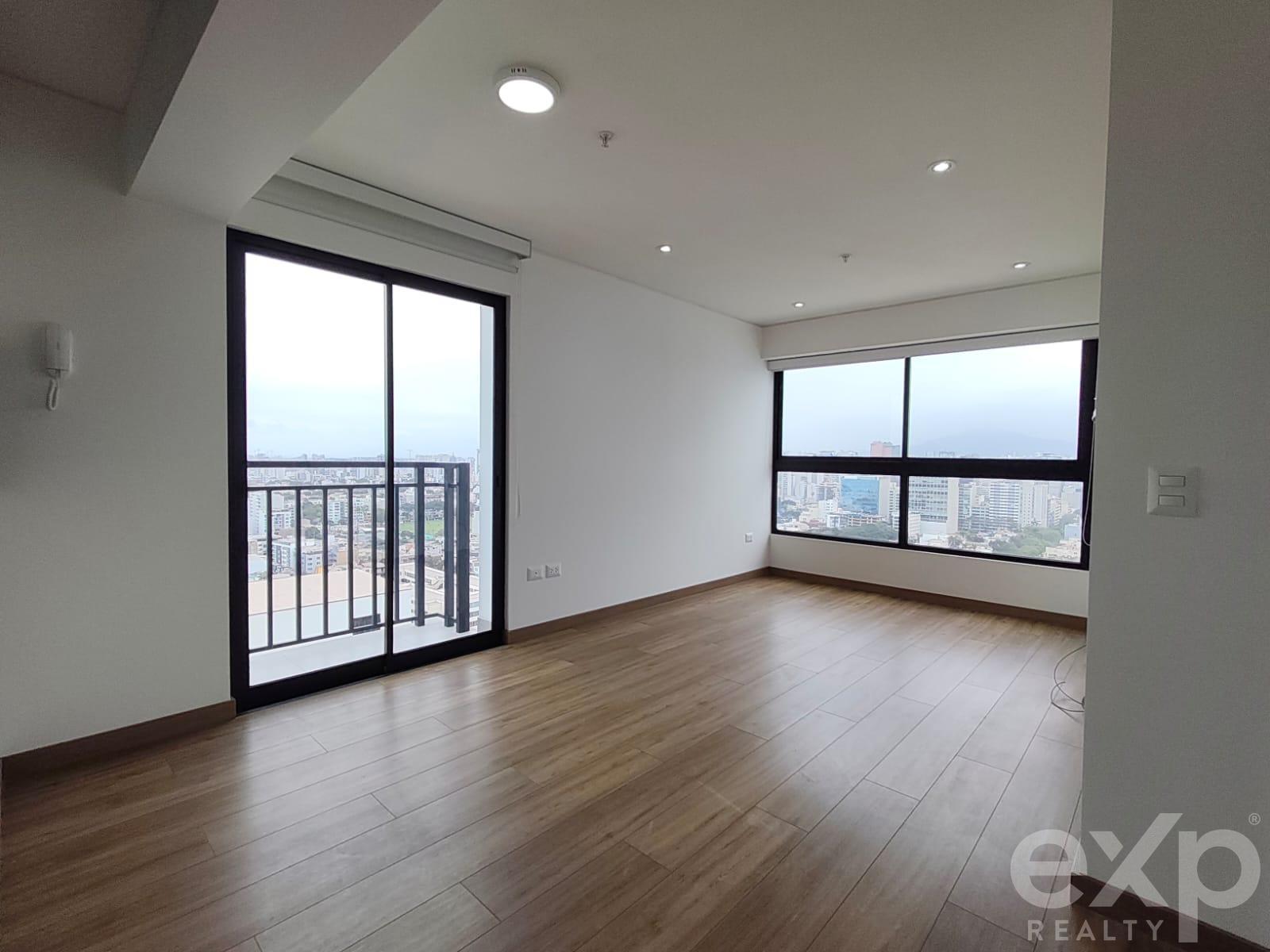 ¡ALQUILER EN SAN ISIDRO CON VISTA PANORÁMICA AL MAR!