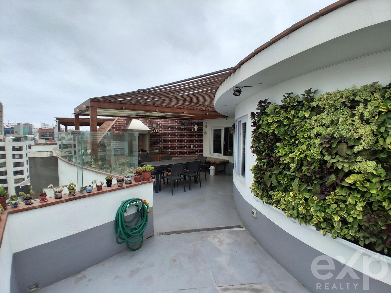 Apartment for sale in Lima | Lima | Miraflores, MIRAFLORES DUPLEX. San Martín, 205 m²
